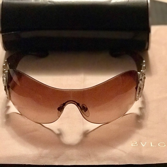 Bulgari 6017-B Swarovski Sunglasses - Picture 5 of 6